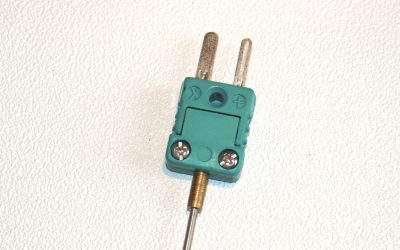 Thermocouple avec sortie par connecteur mâle miniature